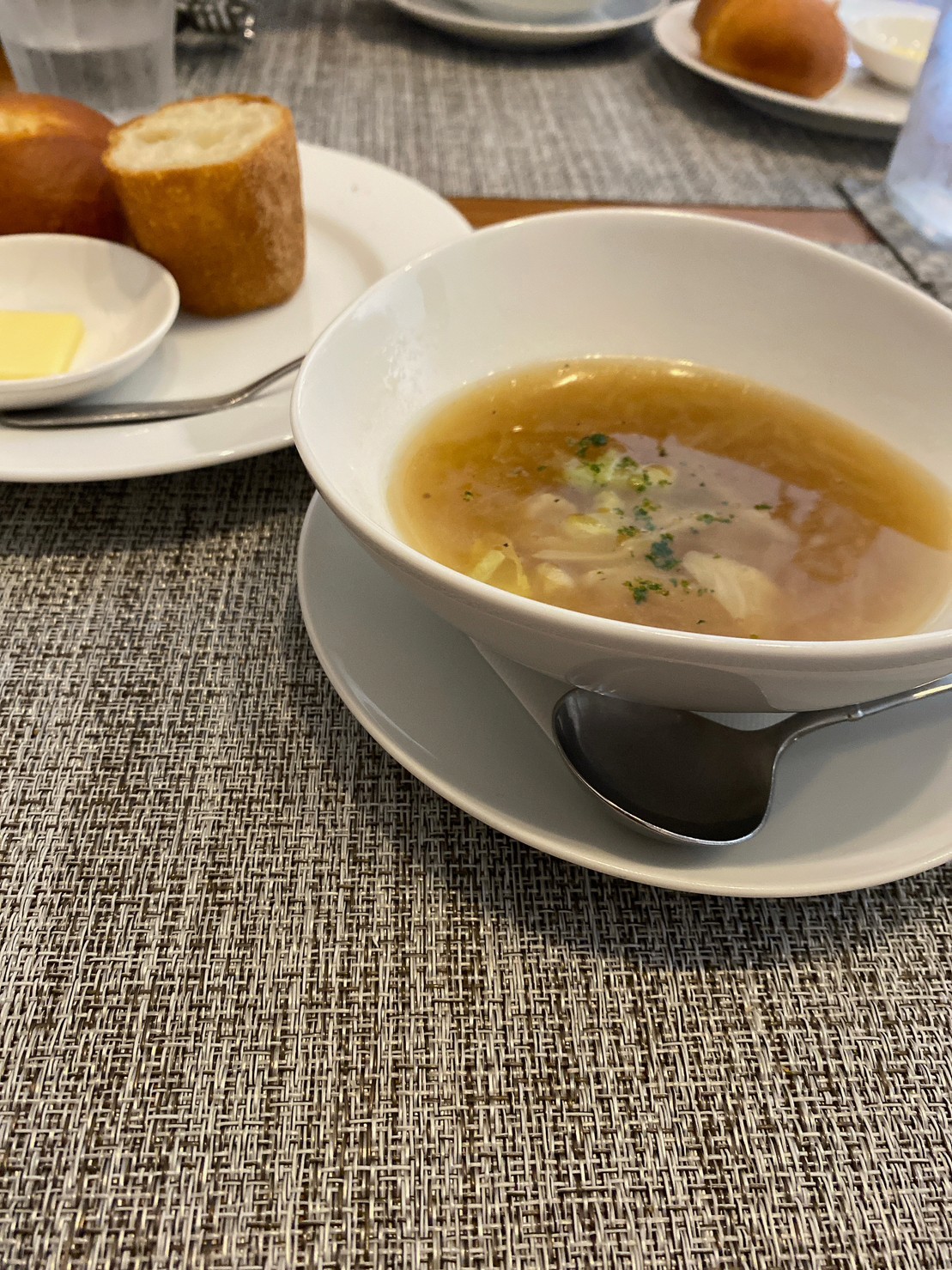 BRASSERIE AILE（ブラッスリーエール）様にお邪魔しました！